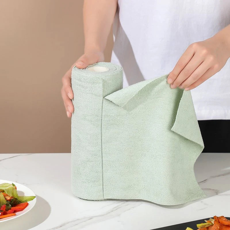 UltraCloth™ Reusable Microfiber Cloth – 25 Count Roll